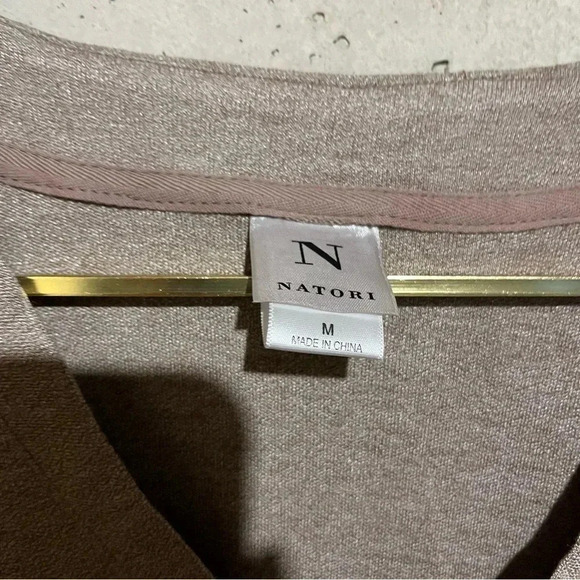 NWT Natori Speckled Interlock Long Sleeve Top Tan Brown SIZE Medium M - Picture 3 of 8